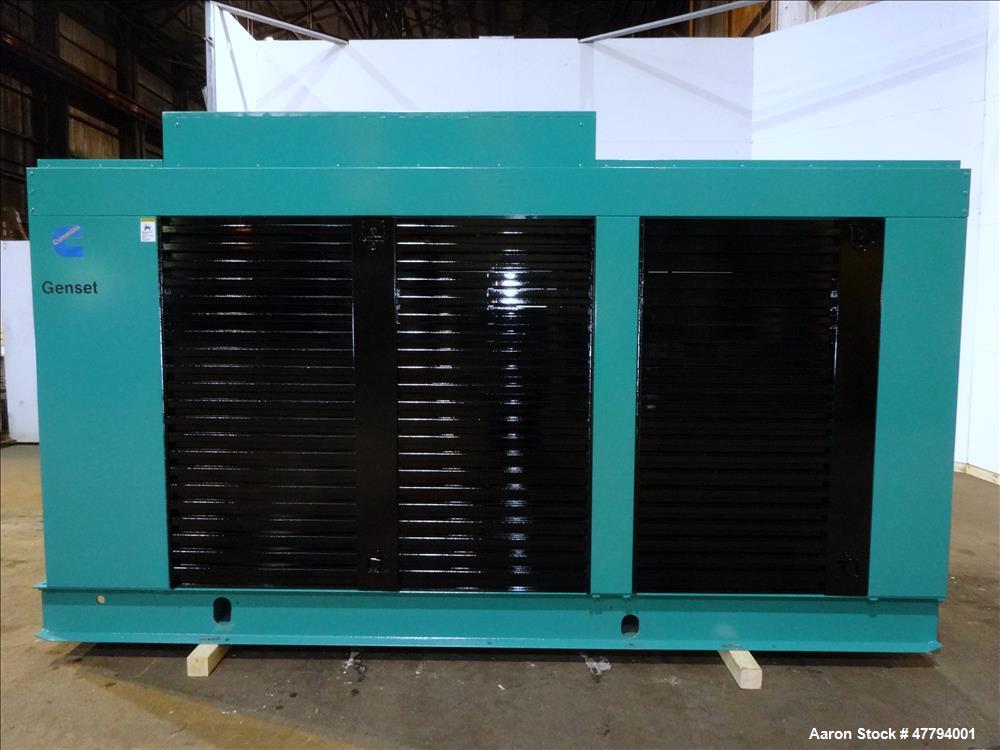 Used Cummins 400 kW diesel generator, model 400DFEB. Cummins KTA19-G2 engine