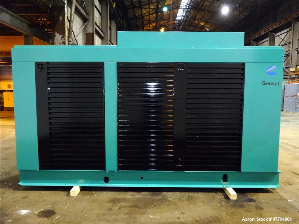 Used Cummins 400 kW diesel generator, model 400DFEB. Cummins KTA19-G2 engine