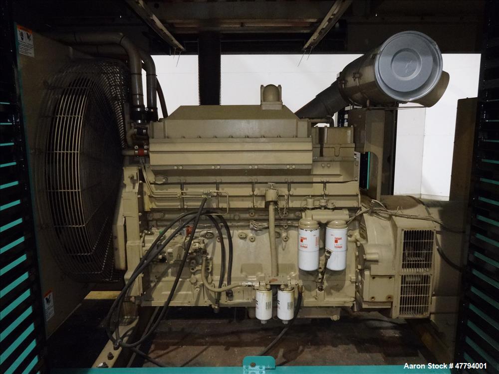 Used Cummins 400 kW diesel generator, model 400DFEB. Cummins KTA19-G2 engine