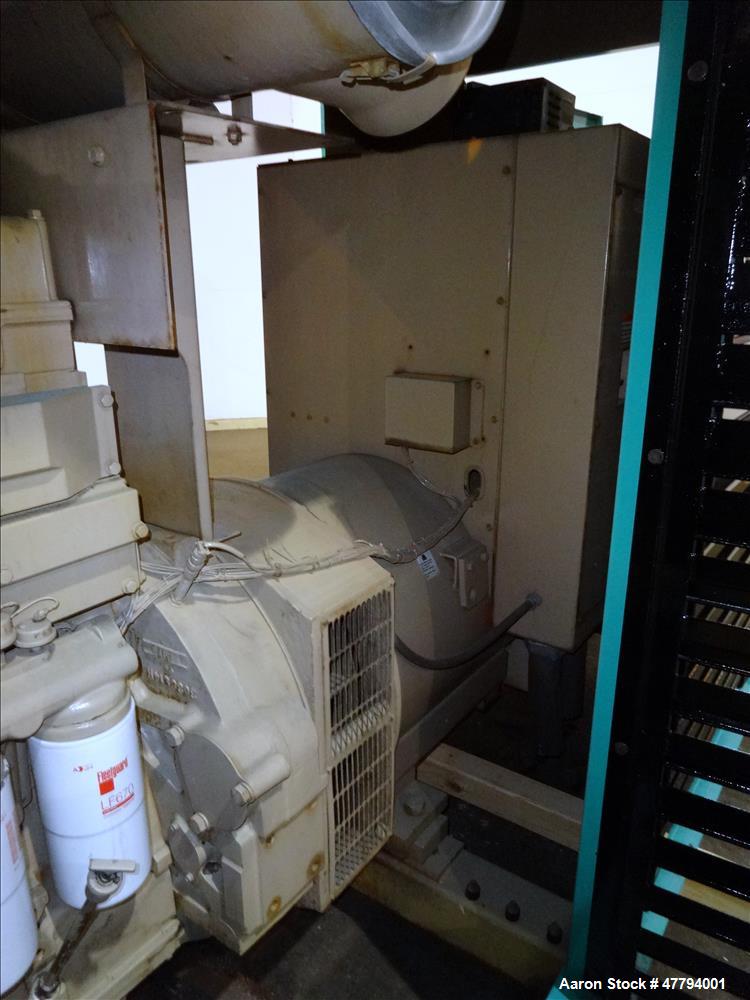 Used Cummins 400 kW diesel generator, model 400DFEB. Cummins KTA19-G2 engine