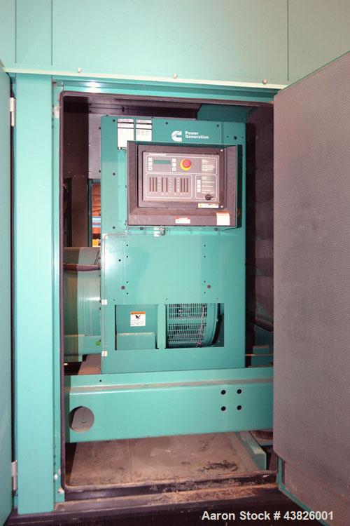 Used Cummins 500 kW Standby (455kW prime) Diesel Generator Set, Model DFEK-5787986, SN- D070043071. Cummins QSX-15-G9 rated 755 HP @ 1800 RPM, emissions EPA Tier 2 certified. 3/60/277-480V. 800 Amp m...