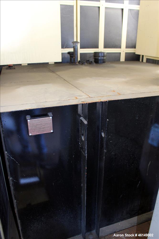 Used Cummins 600 kW standby (545 kW prime) portable /trailer mounted diesel generator set, model 600DFGB-60495A, SN-C930502586. Cummins VTA28-G5 engine rated 900 HP at 1800 RPM. PMG - permanent magne...