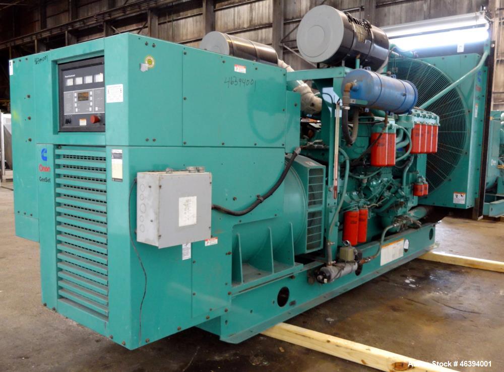 Used Cummins 750 kW diesel generator, model DFHA. Cummins QST30-G2 engine.