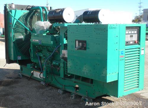 Used Cummins 750 kW standby (680 kW prime) diesel generator set. Cummins model 750DFHA-1386, SN-J000166135. Cummins QST30-G1-NR1 engine, EPA Tier 1, rated 1135 HP at 1800 RPM, SN-37195513, turbocharg...