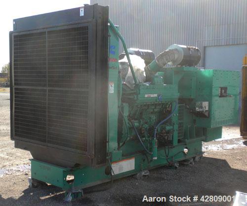 Used Cummins 750 kW standby (680 kW prime) diesel generator set. Cummins model 750DFHA-1386, SN-J000166135. Cummins QST30-G1-NR1 engine, EPA Tier 1, rated 1135 HP at 1800 RPM, SN-37195513, turbocharg...