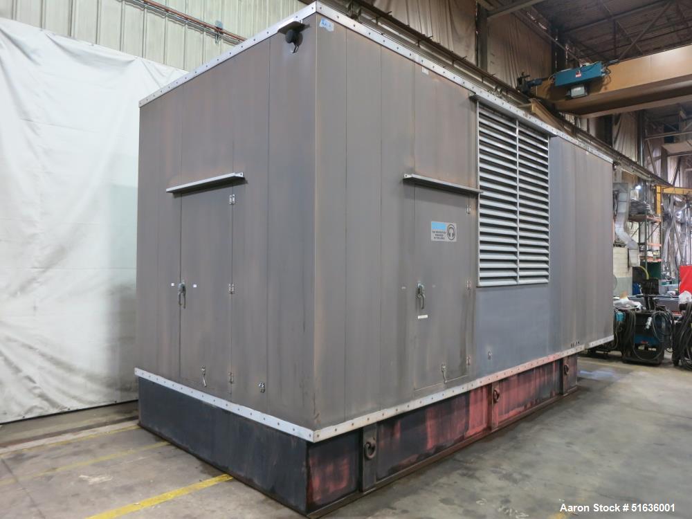 Cummins 750 kW standby (680 kW prime) Diesel Generator Set