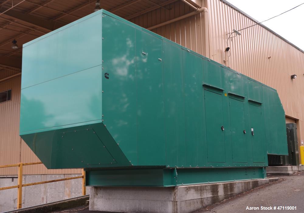 Used Cummins 750 kW Natural Gas Generator, Model 750GFLC. Cummins GTA50 Engine