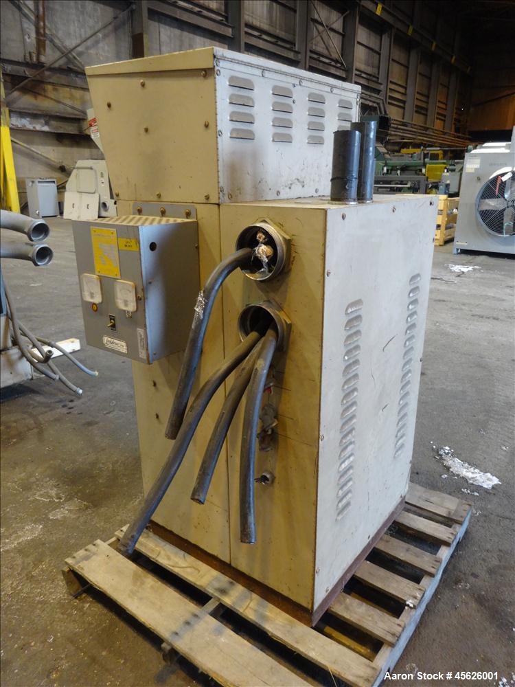 Used Cummins 500 kW diesel generator. Cummins VTA-1710-GS engine.