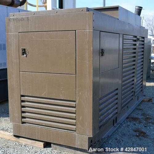 Used Cummins 400 kW Diesel Generator Set, Model DFCE-3387635, SN-A000055595. Cummins NTA-855-G5 engine SN-30363976 rated 605HP at 1800RPM. 3/60/480V 12 Lead. Main-line circuit breaker. PowerCommand d...