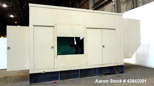 Used Cummins 600 kW Standby Diesel Generator Set, Model DFGB-3379821