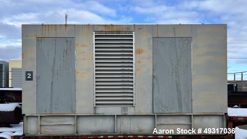 Cummins 1250 kW standby (1100 kW prime) portable trailered diesel generator set,