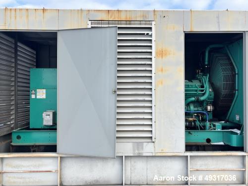 Cummins 1250 kW standby (1100 kW prime) portable trailered diesel generator set,
