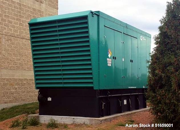 Cummins 750 kW Diesel Generator Set