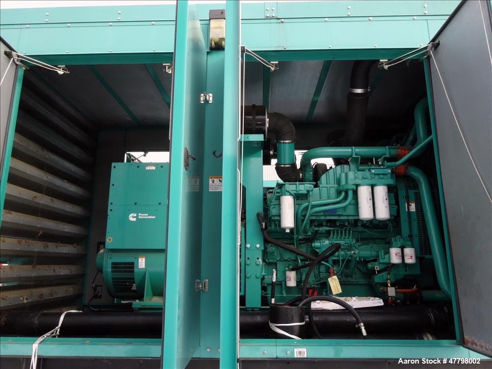 Used Cummins 750 kW EPA Tier 2 750kW Diesel Generator. Cummins QST30-G5.