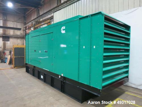 Cummins 1000 kW Standby (900 kW prime) Diesel Generator Set, Model DQFAD.