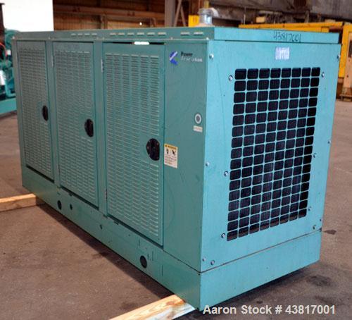 Used Cummins 100 kW standby natural gas generator set, model GGHH-5569198, SN-J020420586. Ford WSG-1068 engine rated 176 HP @ 1800 RPM.3/60/277/480V, rated 100kW 1/60/120V. 125 Amp main-line circuit ...