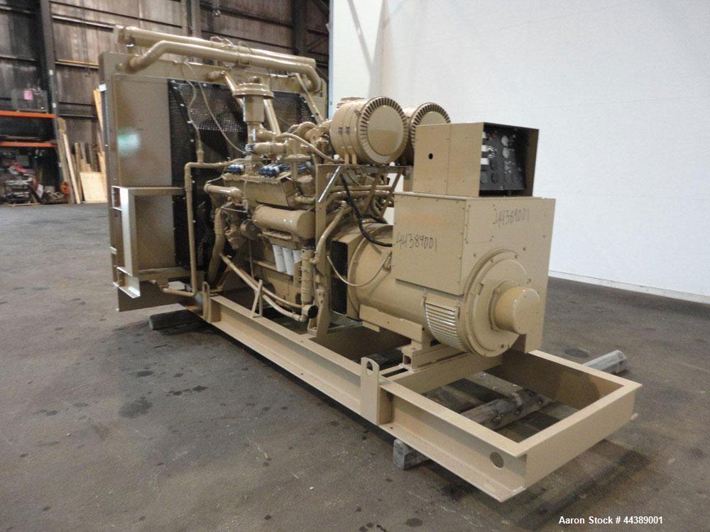 Used Cummins 425 kW standby (400kW prime) natural gas generator set. Cummins model GTA28C natural gas engine rated 600 HP @ 1800 RPM, 8.5:1 compression ratio, SN-25273631, 3/60/480V, Stamford type MC...