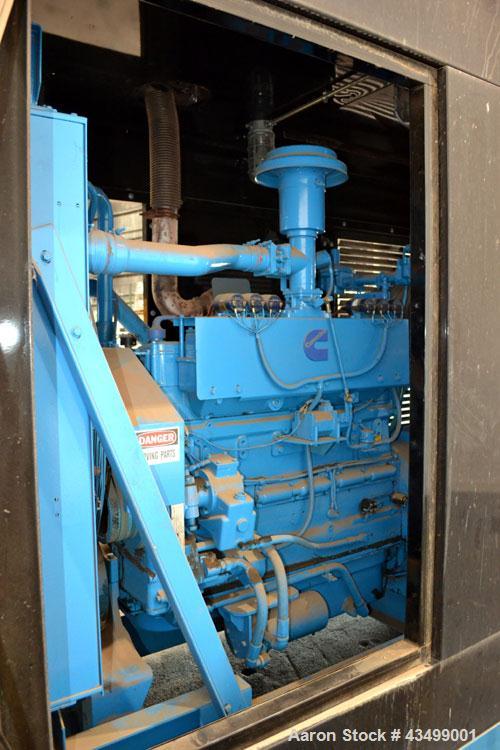 Used Cummins 200 kW Natural Gas Generator Set. Cummins model GTA855A engine rated 310 HP @ 1800 RPM SN-25205665. 3/60/277/480V. MagnaMax generator, model M10765-01-0595. 400 Amp main-line circuit bre...