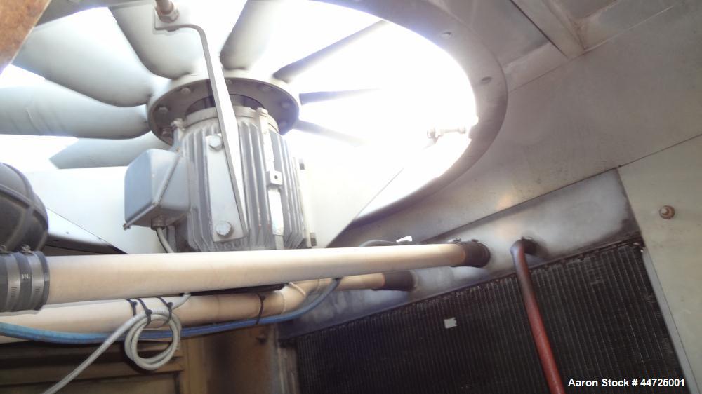 Used Cummins 500 kW diesel generator set, Cummins KT19-G4 engine rated 755 HP @ 1800 RPM, SN-37189481. 3/60/277/480V. 1250 Amp main-line circuit breaker. Approx 500 gallon fuel tank. Mounted in 20' c...