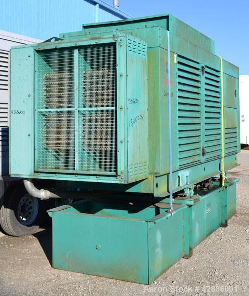 Used Cummins / Onan 300 kW standby / 270 kW prime diesel generator set. Model DFCB. Cummins NTA-855-G2 engine rated 465HP @ 1800 RPM SN- 119S9561. 3/60/277-480V, PMG (Permanent Magnet Generator) 12 L...