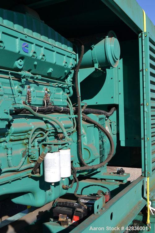 Used Cummins / Onan 300 kW standby / 270 kW prime diesel generator set. Model DFCB. Cummins NTA-855-G2 engine rated 465HP @ 1800 RPM SN- 119S9561. 3/60/277-480V, PMG (Permanent Magnet Generator) 12 L...