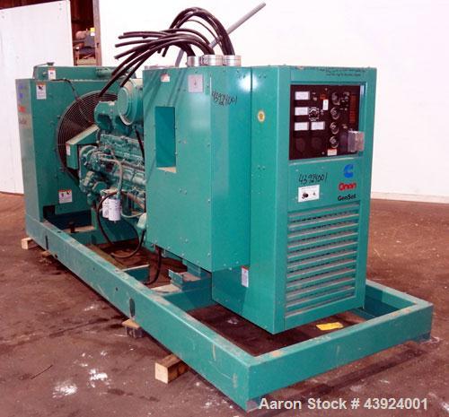 Used Cummins / Onan 275kW Standby (250 kW Prime) Diesel Generator Set. Cummins model 275DFBF, SN- H940551392. Cummins NT-855-G6 engine rated 435 HP @ 1800 RPM. 3/60/277/480V. 500 Amp main-line circui...