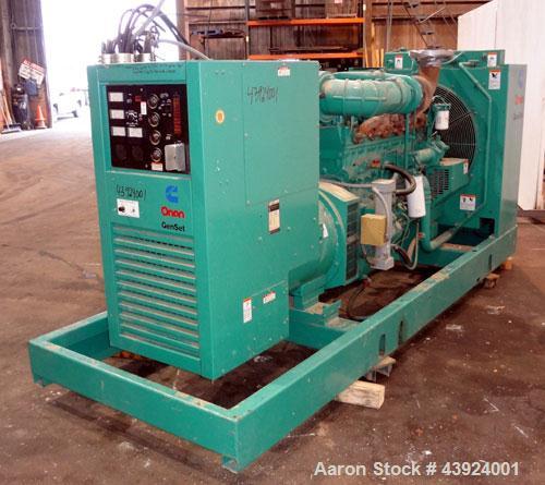 Used Cummins / Onan 275kW Standby (250 kW Prime) Diesel Generator Set. Cummins model 275DFBF, SN- H940551392. Cummins NT-855-G6 engine rated 435 HP @ 1800 RPM. 3/60/277/480V. 500 Amp main-line circui...