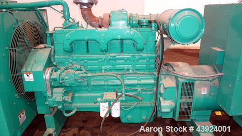 Used Cummins / Onan 275kW Standby (250 kW Prime) Diesel Generator Set. Cummins model 275DFBF, SN- H940551392. Cummins NT-855-G6 engine rated 435 HP @ 1800 RPM. 3/60/277/480V. 500 Amp main-line circui...