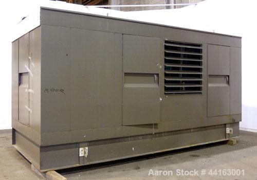 Used Cummins 450kW standby (410 kW prime) diesel generator set, Cummins DFEC, SN-H920478934. Cummins KTA19-G3 engine rated 685 HP @ 1800 RPM, SN-31143698. 3/60/277/480 V. PMG permnaent magnet generat...