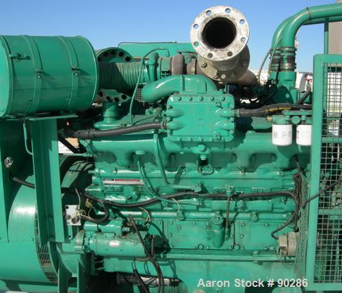 USED: Cummins/Onan 500 kW diesel driven generator, model 500DFY-4XR. 625 kva, 3/60/277-480 volt, 1800 rpm, 752 amp. Driven by a Cummins engine, model VTA1710PGC800, radiator cooled, SO #68900, serial...