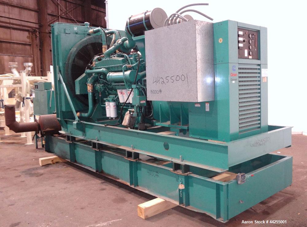 Used Cummins 600 kW standby(545kW prime) diesel generator set, model 600DFGB, SN-K920490743. Cummins VTA28-G2 engine rated 900 HP @ 1800 RPM, SN-25187524. 3/60/120/208V, reconnectable to other voltag...