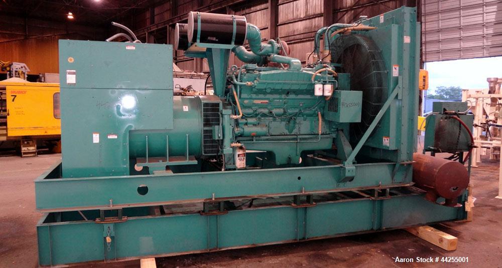 Used Cummins 600 kW standby(545kW prime) diesel generator set, model 600DFGB, SN-K920490743. Cummins VTA28-G2 engine rated 900 HP @ 1800 RPM, SN-25187524. 3/60/120/208V, reconnectable to other voltag...