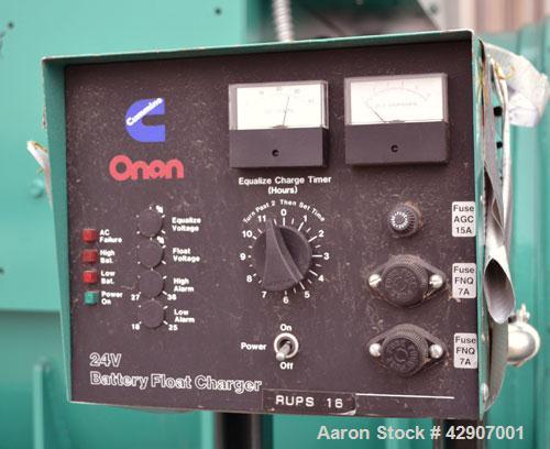 Used Cummins / Onan 900kW Diesel Generator Set. Cummins model DFJC, SN-I940555062. Cummins KTA 38-G3 engine SN-33127399, rated 1340 HP @ 1800 RPM. 3/60/480V. PowerCommand digital panel. 1600 Amp main...