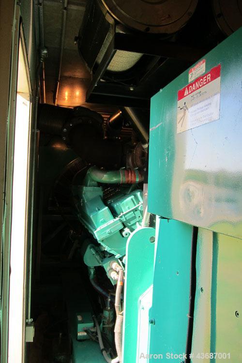 Used Cummins 2000 kW Standby Utility Grade Portable/Trailer Diesel Generator Se