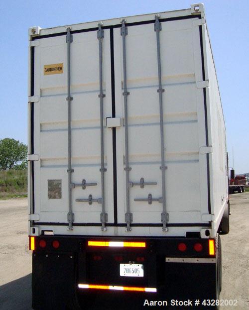 Used Cummins 900 kW standby (810kW prime) portable diesel generator set. Cummins model QST30-G2 Engine, Spec-D573001GX03, SN-37223214, emissions EPA tier 1. Newage Stamford generator SN-02126629/001....