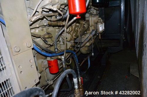 Used Cummins 900 kW standby (810kW prime) portable diesel generator set. Cummins model QST30-G2 Engine, Spec-D573001GX03, SN-37223214, emissions EPA tier 1. Newage Stamford generator SN-02126629/001....