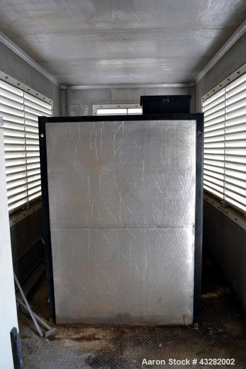 Used Cummins 900 kW standby (810kW prime) portable diesel generator set. Cummins model QST30-G2 Engine, Spec-D573001GX03, SN-37223214, emissions EPA tier 1. Newage Stamford generator SN-02126629/001....