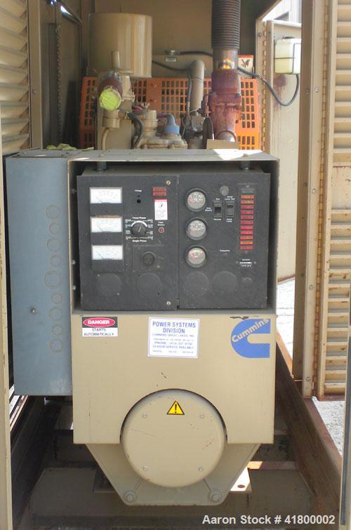 Used Cummins 135 kW Continuous Rated Natural Gas Generator Set. Cummins G855 natural gas engine rated 220HP at 1800RPM, SN-25192077. Stamford / Newage 120/208/277/480V generator end. 400 Amp main-lin...