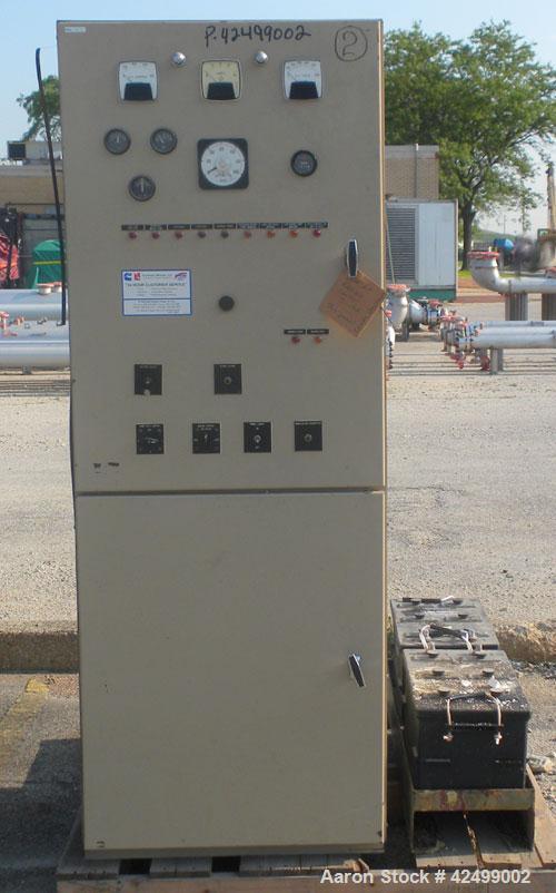 Used Cummins 510 kW Standby Generator Set. 3/60/277/480V. Cummins Engine Model VTA-1710-GS, Engine No. 37102212. Stand alone control panel with 800 Amp breaker. 314 hrs.