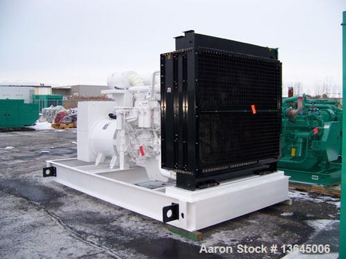 Unused-NEW Cummins powered 1000 kW standby diesel generator set. Cummins QST30-G5 EPA tier 2 engine engine rated 1490 HP @ 1...