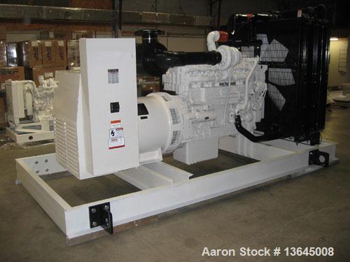 Unused-NEW Cummins powered 600 kW standby diesel generator set. Cummins QSK19-G3 EPA tier 2 engine rated 897 HP @ 1800 RPM. Marathon generator 3/60/208-240/416-480V, 1800 rpm, 12 wire, 0.8 power fact...