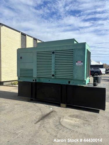 Used Cummins 350 kW Diesel Generator | Only 17 Hours | DFCC Package | NTA855G3 Engine | Built 1999