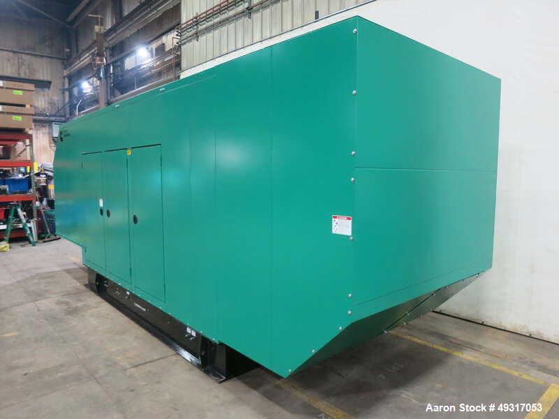 Unused Cummins 500 kW Natural Gas Generator – C500N6B, Utility Paralleling, Sound Enclosure, 2025