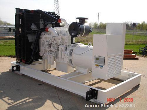 Unused-NEW Cummins powered 800 kW standby diesel generator set. Cummins QSK23-G7 EPA tier 2 engine engine rated 1220 HP @ 18...