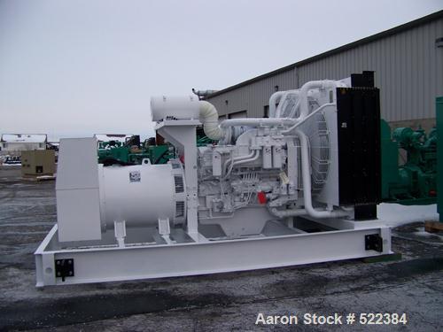 Unused-NEW Cummins powered 1000 kW standby diesel generator set. Cummins QST30-G5 (Tier 2) engine.Marathon generator model 741RSL4045, 3/60/208-240-480V, 1800 RPM, 12 wire reconnectable, 0.8 power fa...