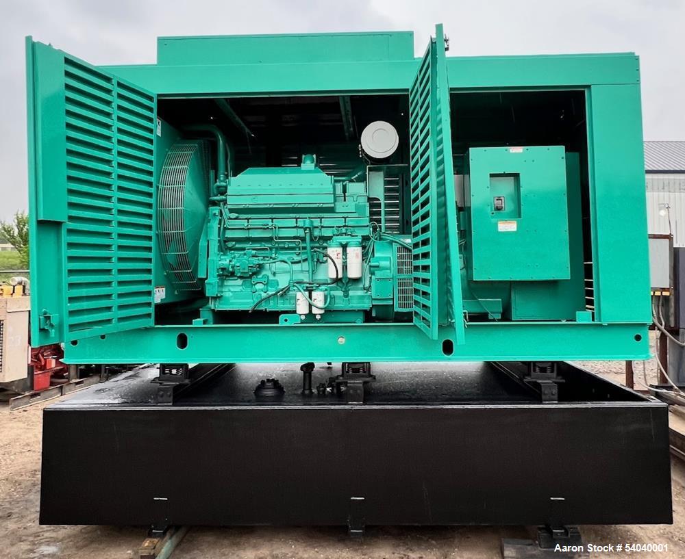 Used 400kW Cummins Enclosed Diesel Generator – Model 400DFEB, 1300-Gal Tank, 955 Hours, 3-Phase