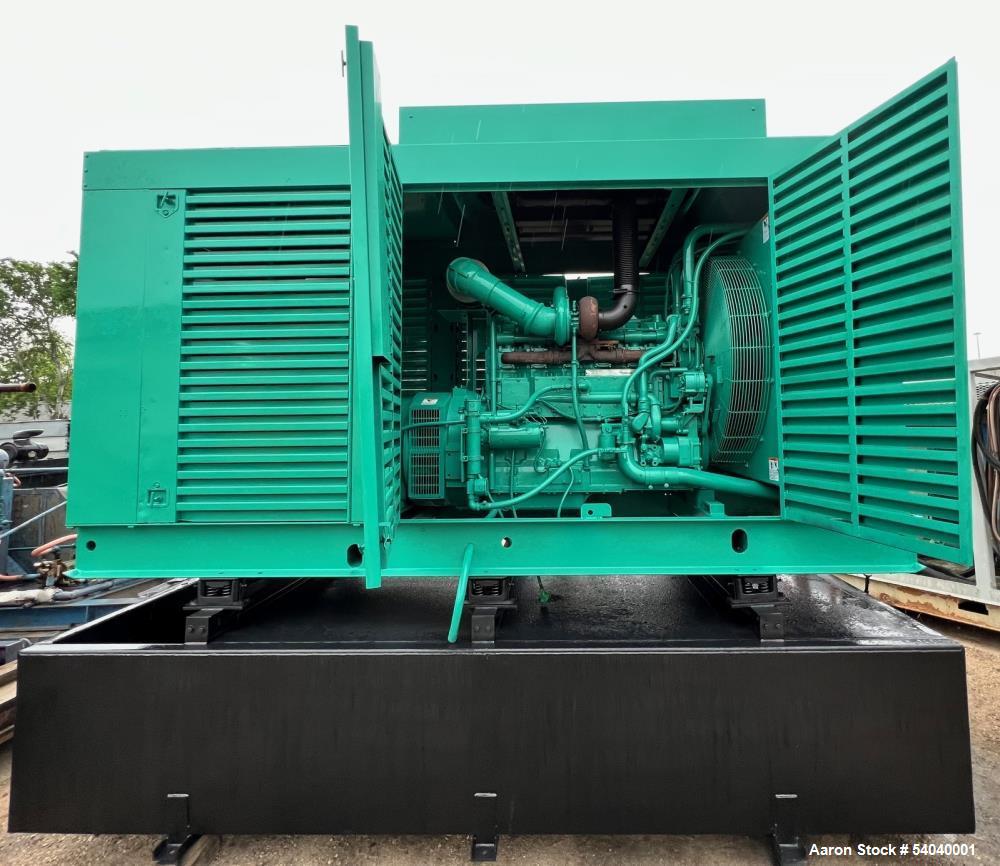 Used 400kW Cummins Enclosed Diesel Generator – Model 400DFEB, 1300-Gal Tank, 955 Hours, 3-Phase