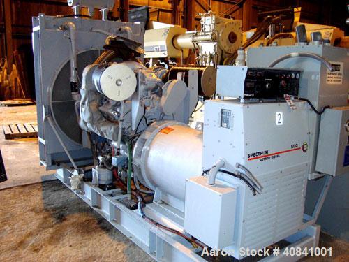 Used Detroit Diesel 500 kW Diesel Generator Set. Detroit Diesel engine model 12VF012998, serial #290756. Spectrum generator, 3/60/277/480V, model 500DS60, serial #392510. 400 hrs. 1996.