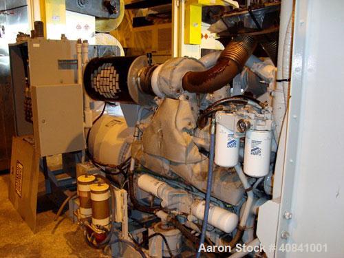 Used Detroit Diesel 500 kW Diesel Generator Set. Detroit Diesel engine model 12VF012998, serial #290756. Spectrum generator, 3/60/277/480V, model 500DS60, serial #392510. 400 hrs. 1996.