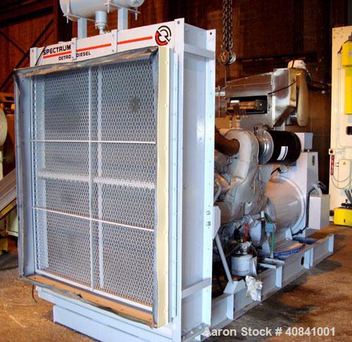 Used Detroit Diesel 500 kW Diesel Generator Set. Detroit Diesel engine model 12VF012998, serial #290756. Spectrum generator, 3/60/277/480V, model 500DS60, serial #392510. 400 hrs. 1996.